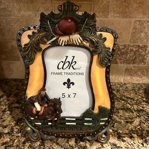 cbk equestrian picture frame fits a 5x7 picture